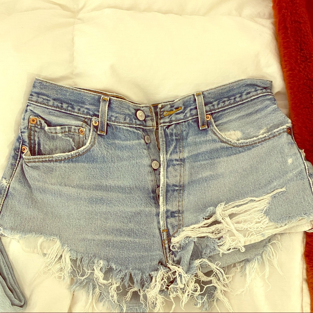 Levi jean shorts